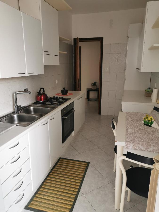 Diana'S House Apartment Trieste Bagian luar foto